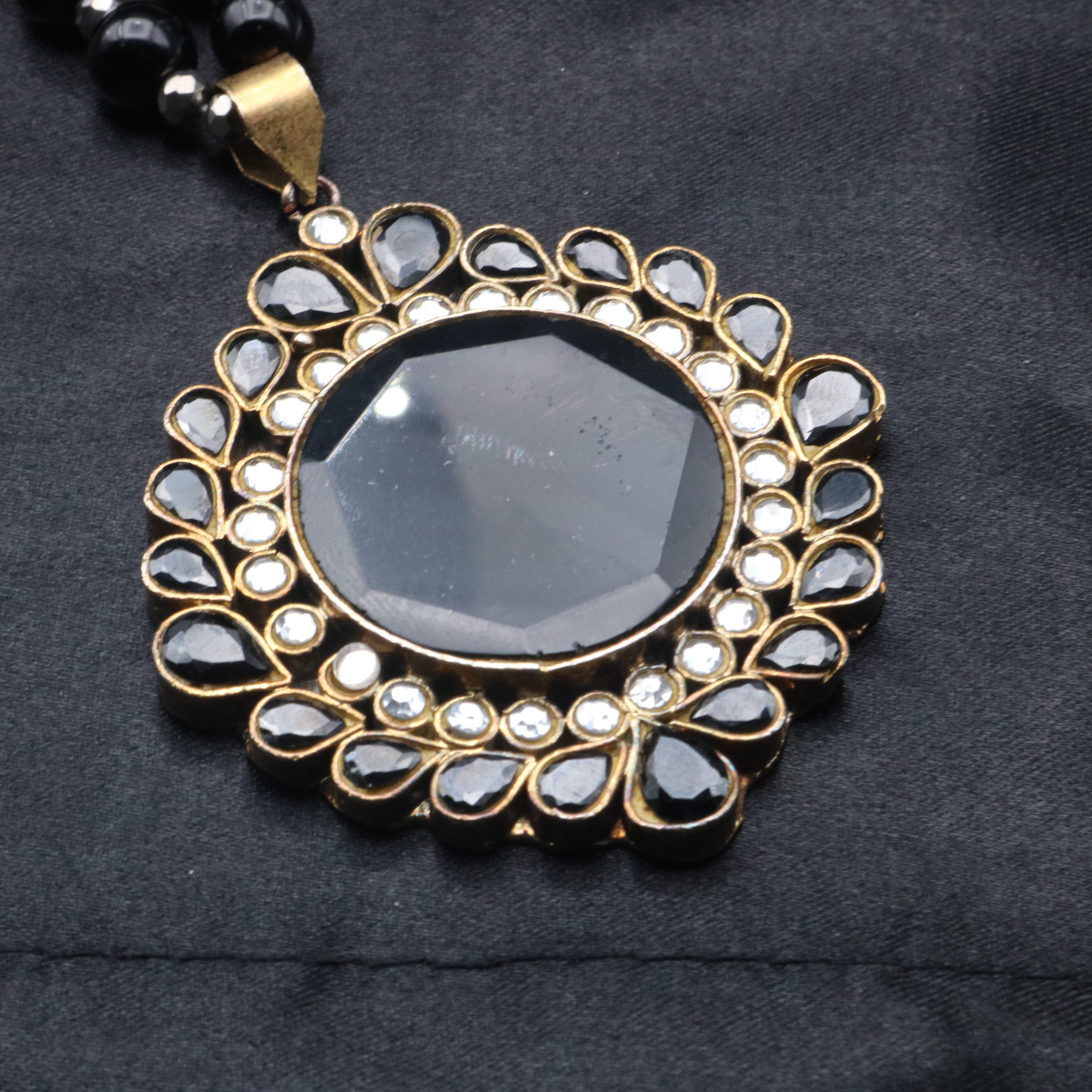 BLACK MALA