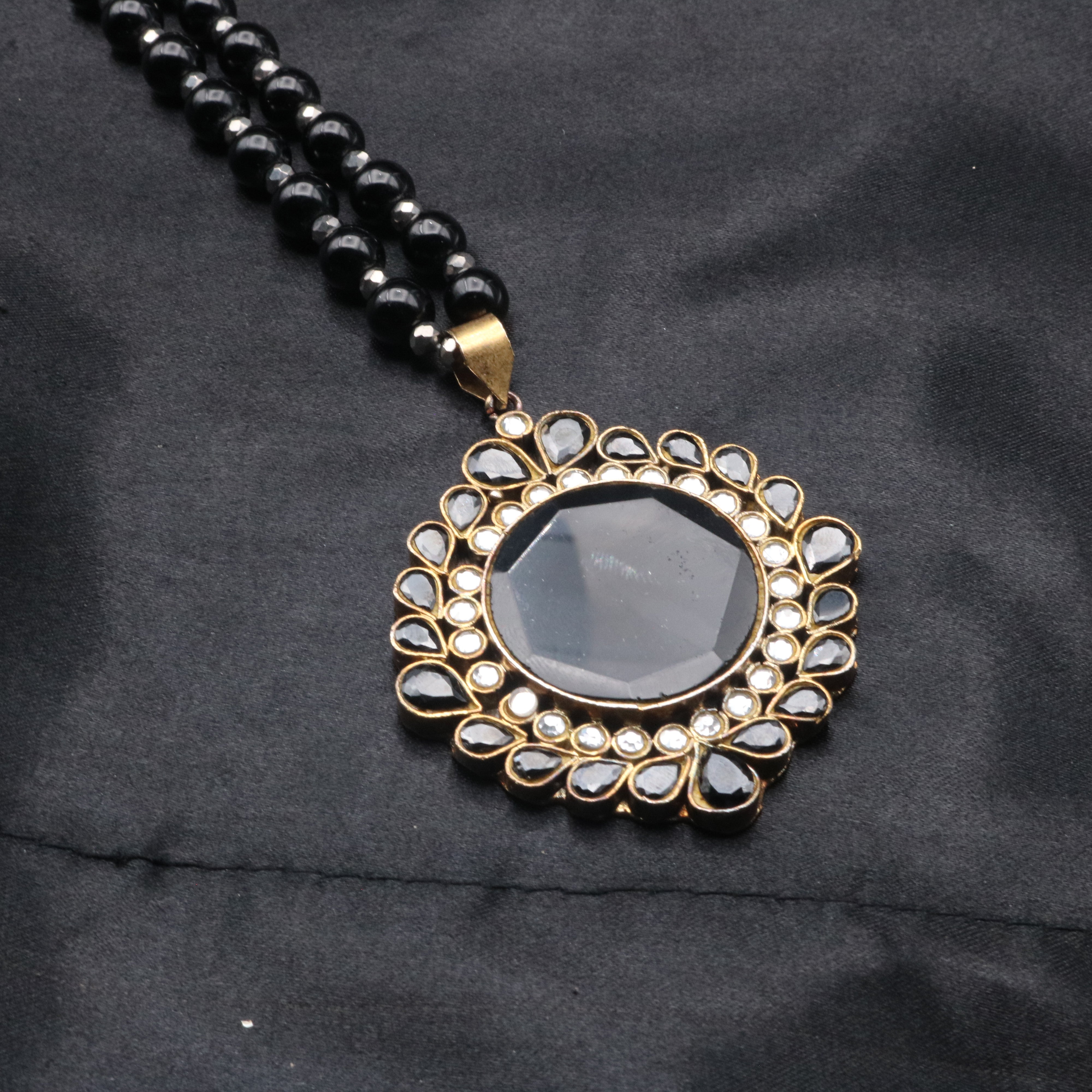BLACK MALA
