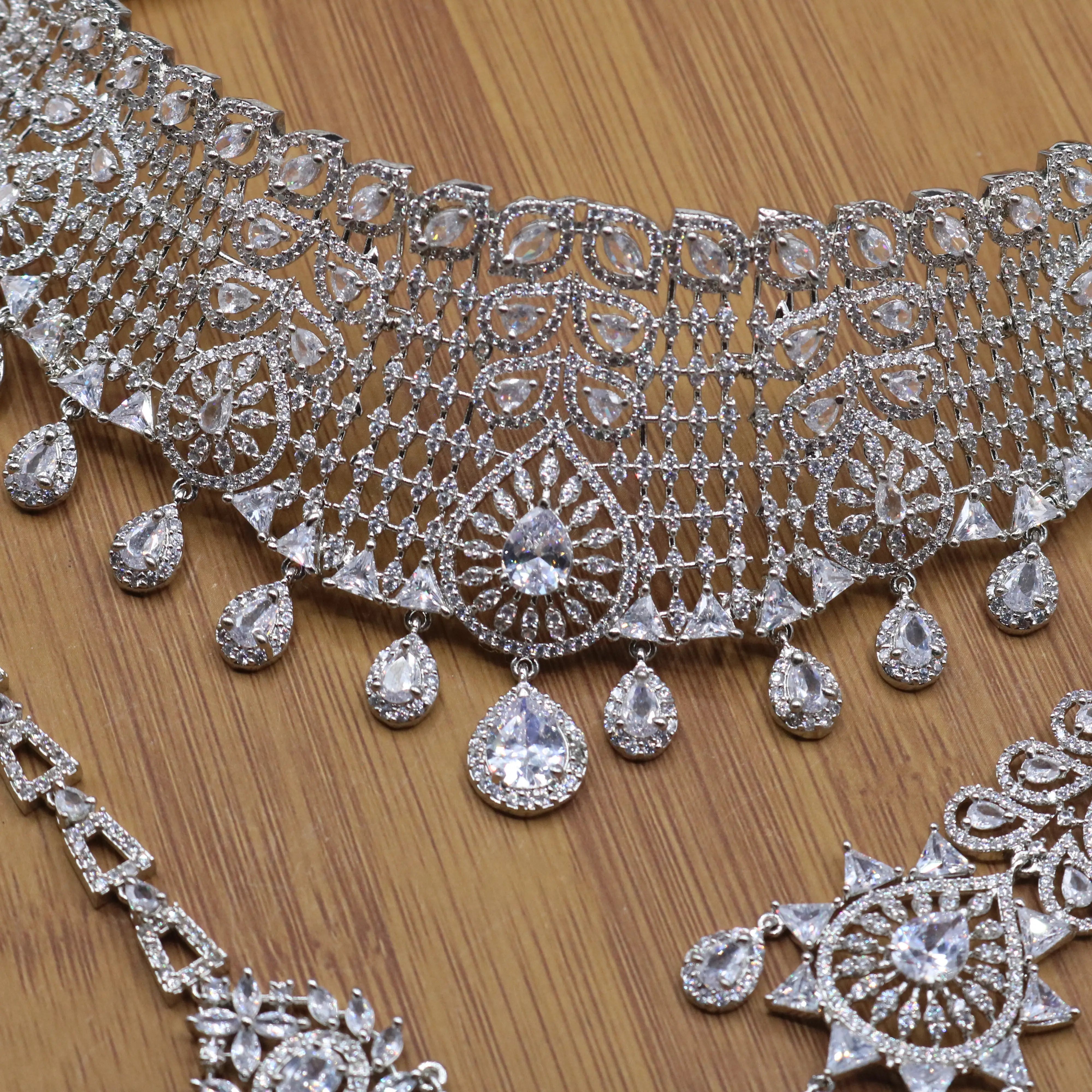 necklace view of Silver bridal choker necklace set with earrings and teeka