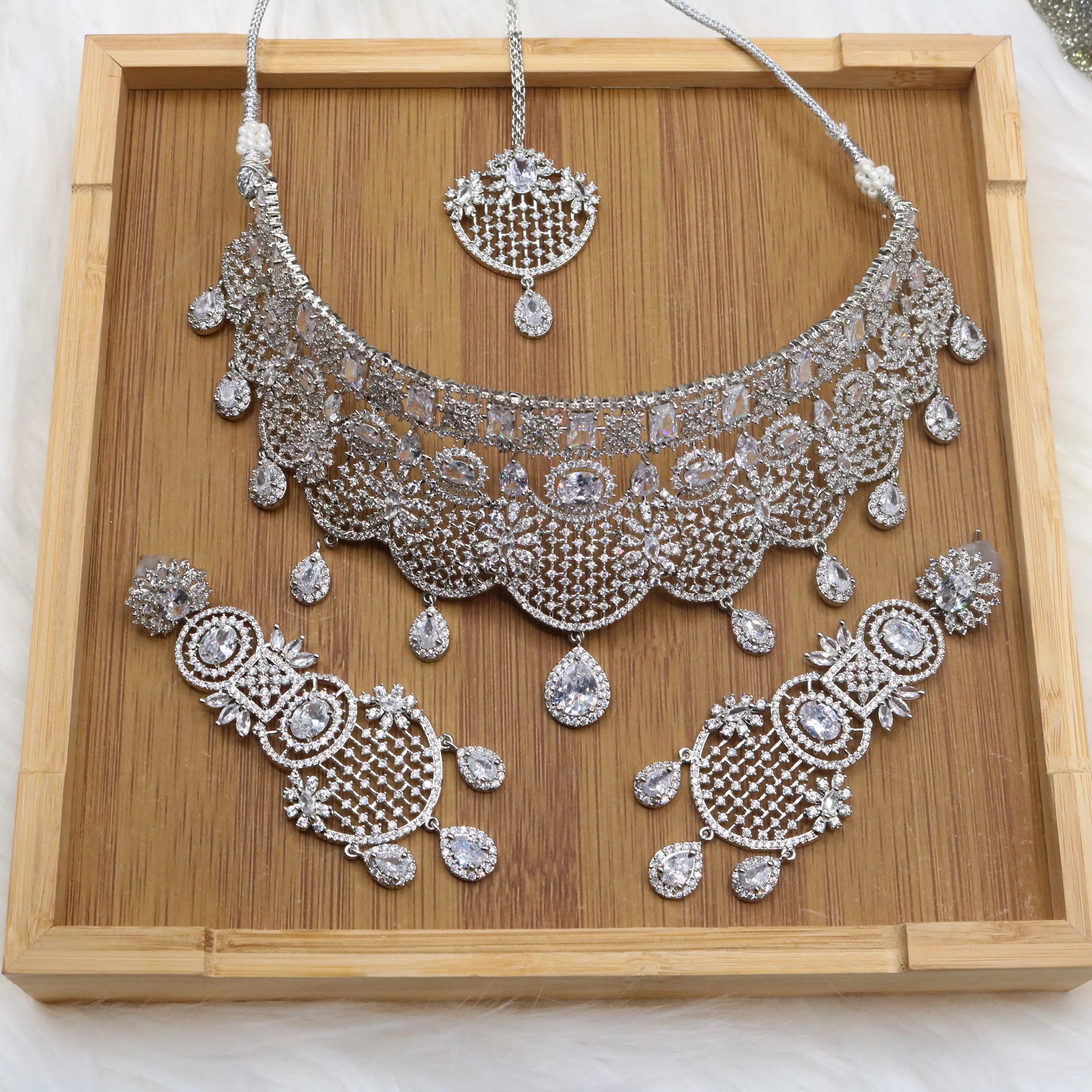 American diamond choker necklace for weddings