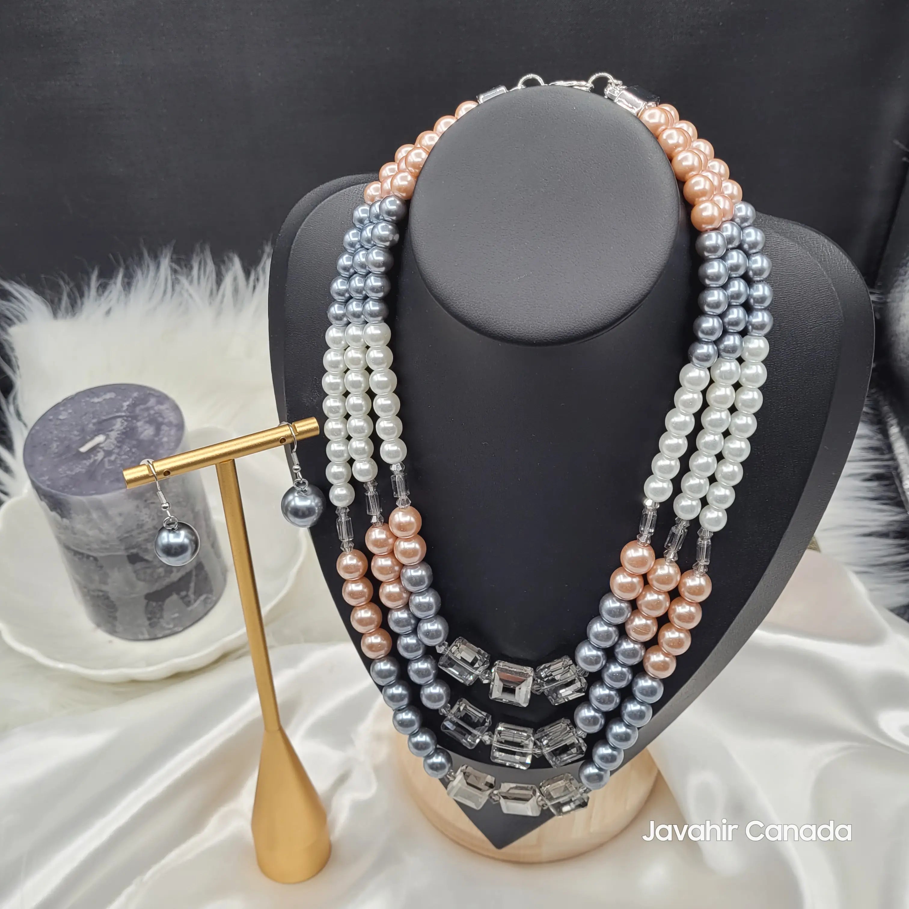 JV160 Multicolor variant – peach, white, and grey pearls with matching earrings