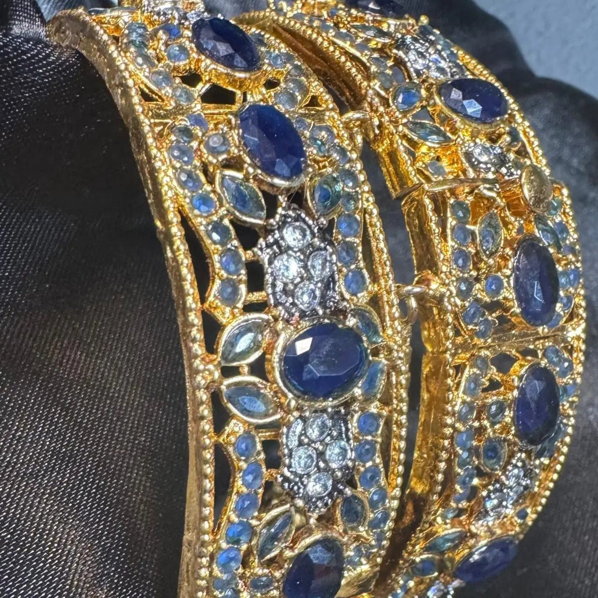 Side angle showcasing crystal and sapphire detailing on JV3000