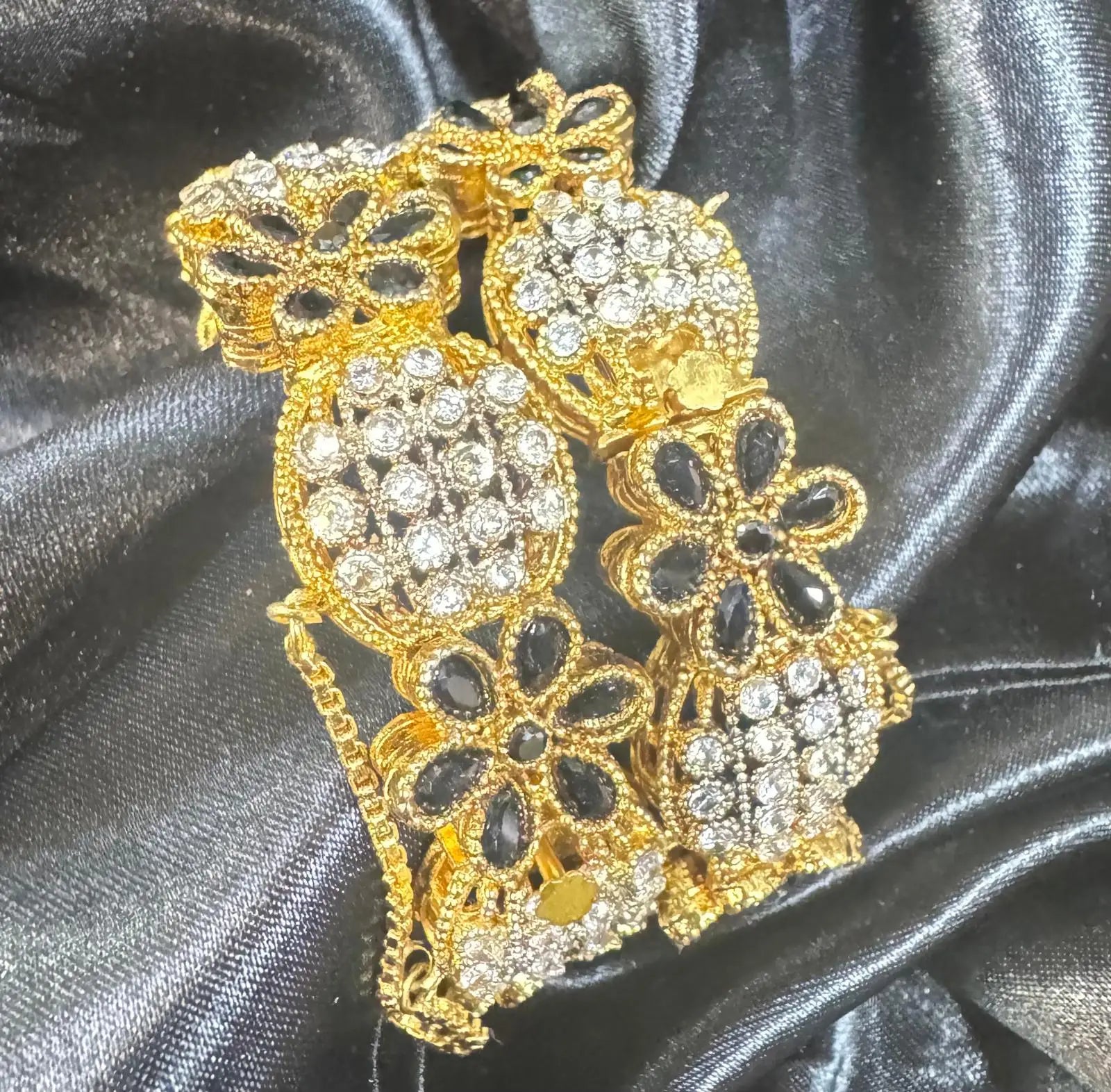 Black floral openable bangles with crystal accents – JV3001