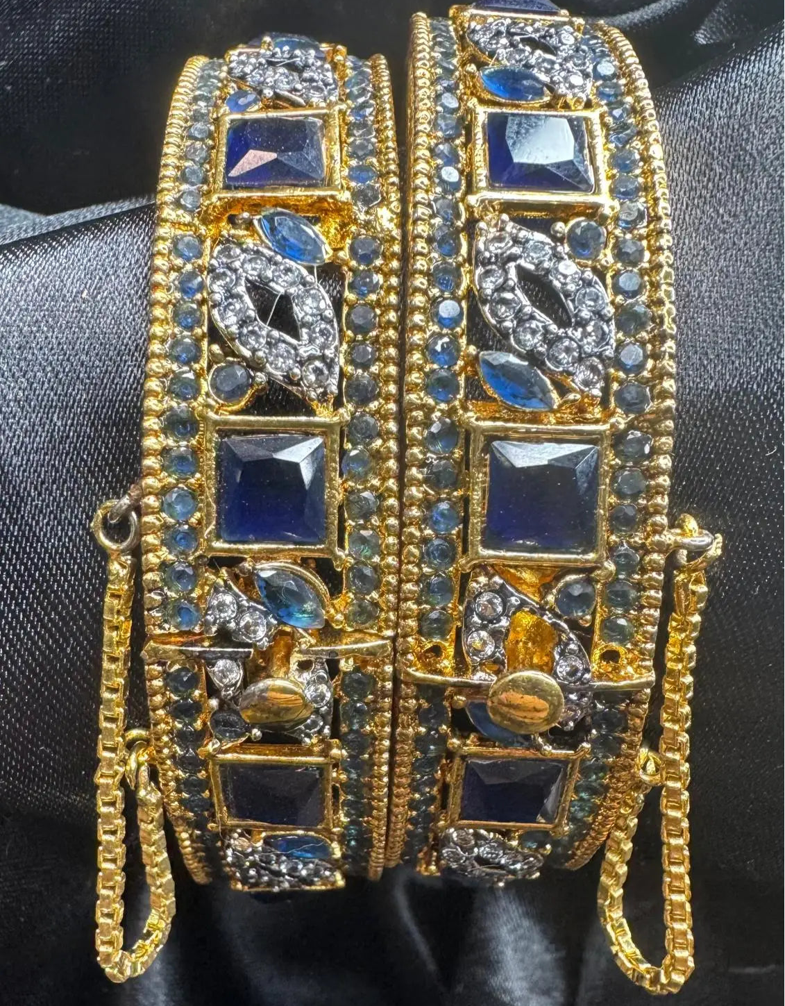 front view of Blue square-cut stone bangles with intricate detailing – JV3002