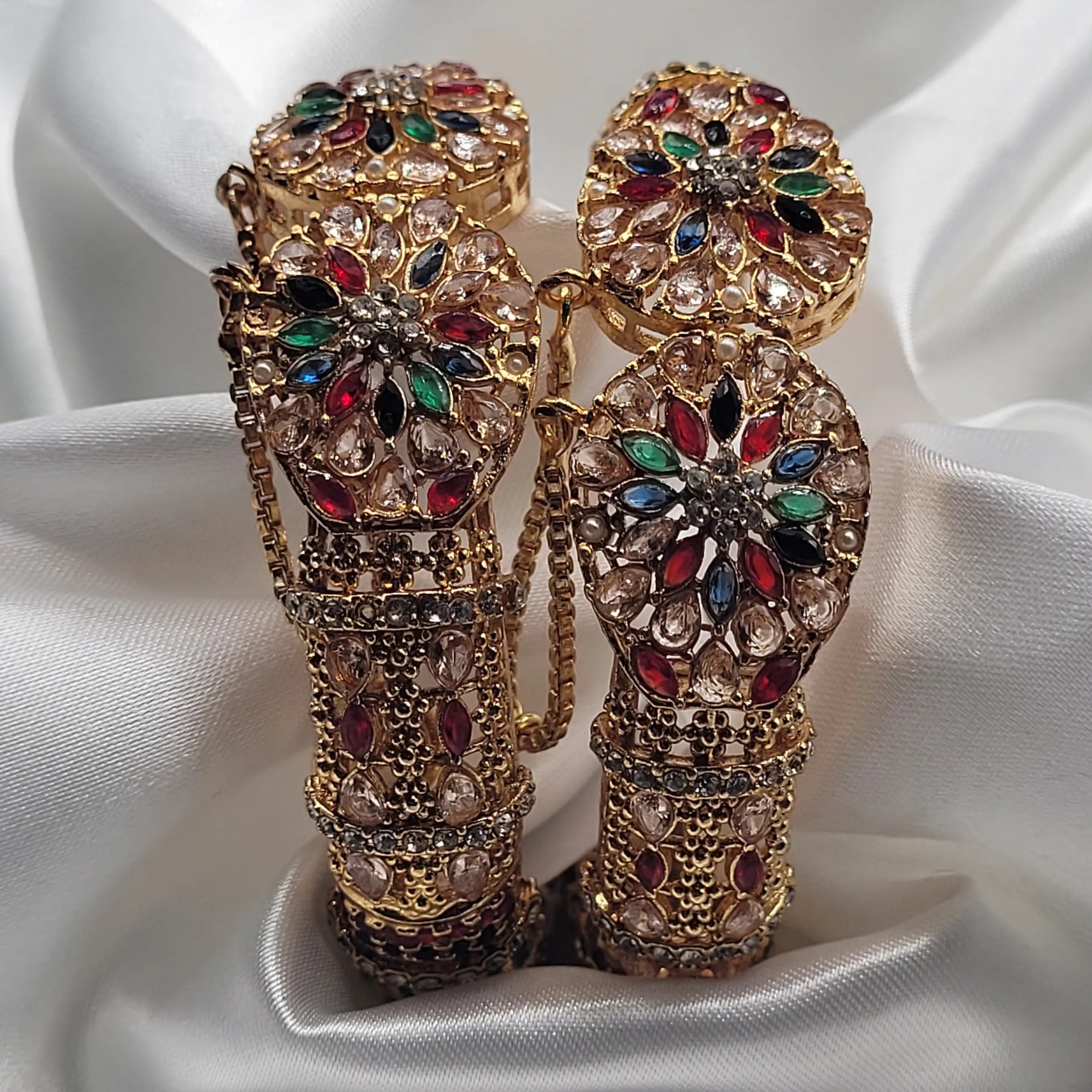 JV3014 bangles with multicolor floral stones and gold filigree – front angle