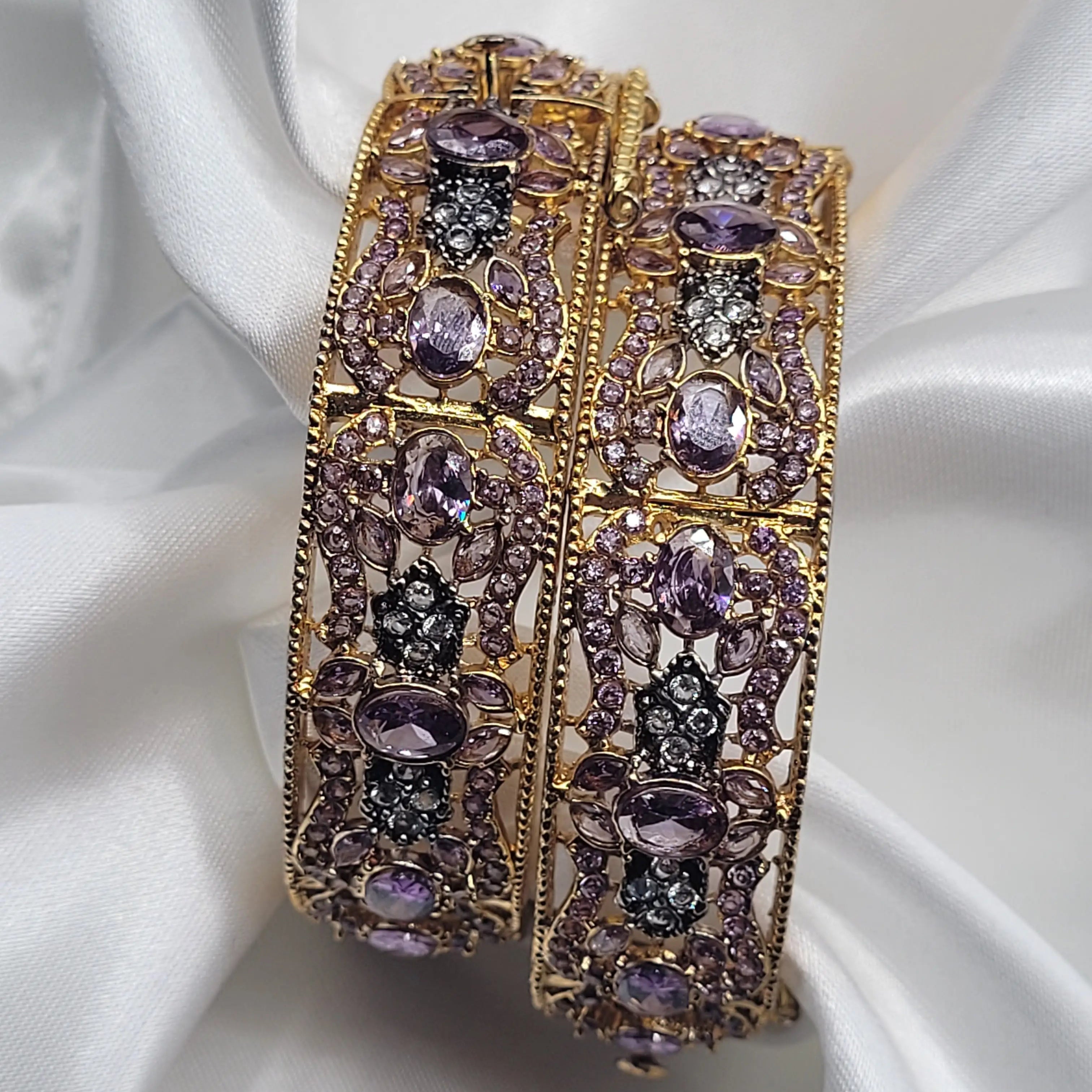 Elegant openable bangles in lavender tones – top angle