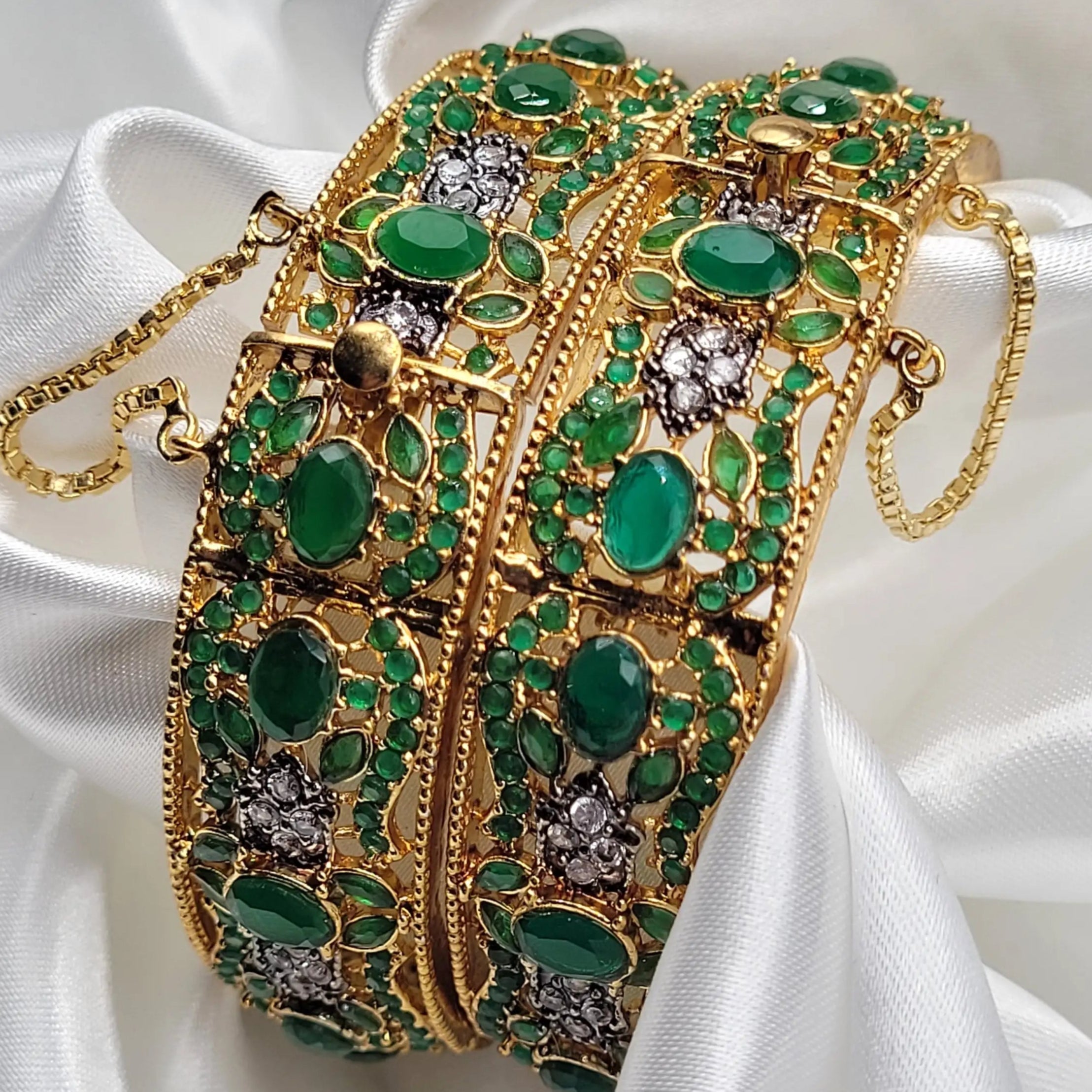 JV3015 green openable bangles with emerald CZ stones and white crystal clusters
