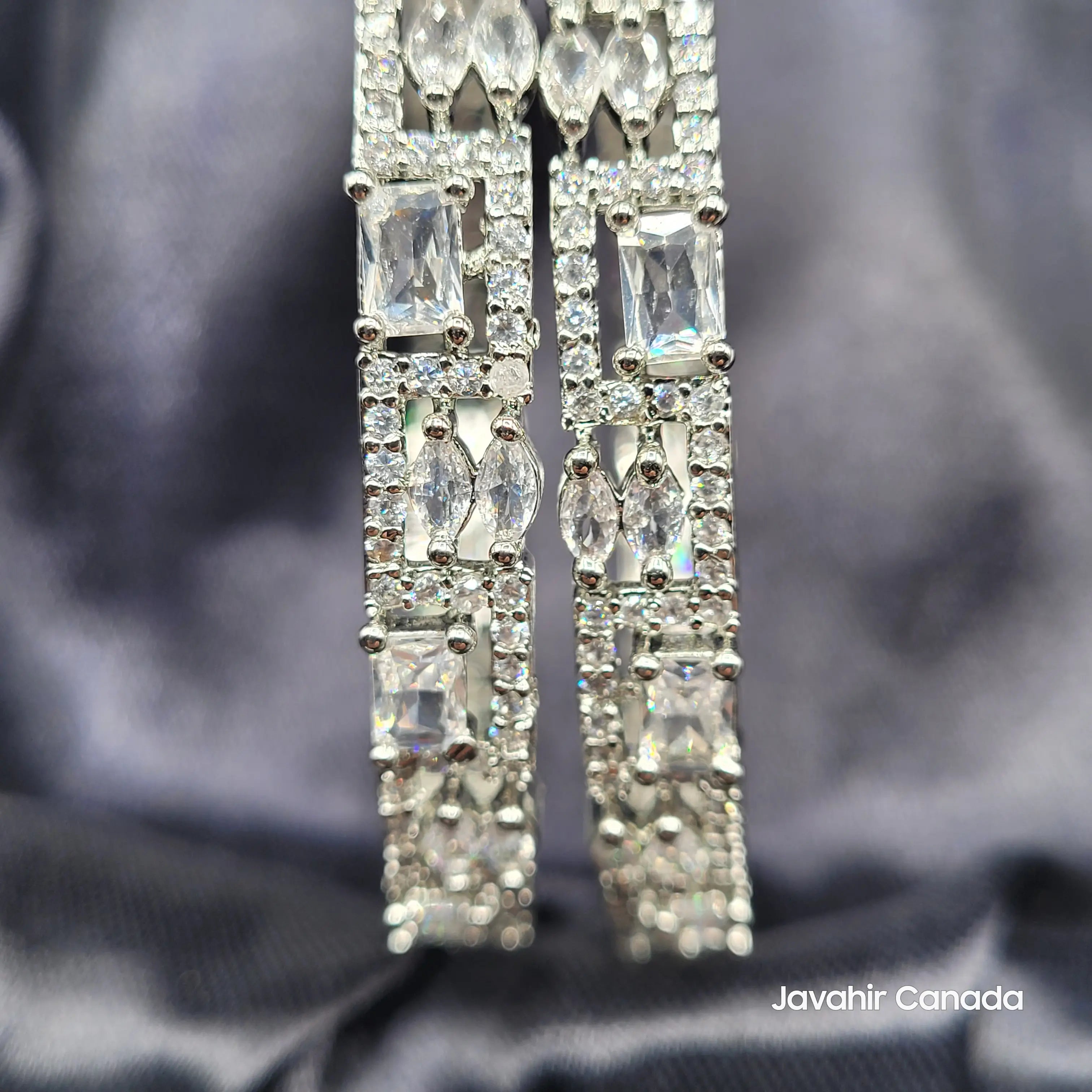 JV3026 Silver Bangles – Close-Up on Rectangular and Marquise Stones