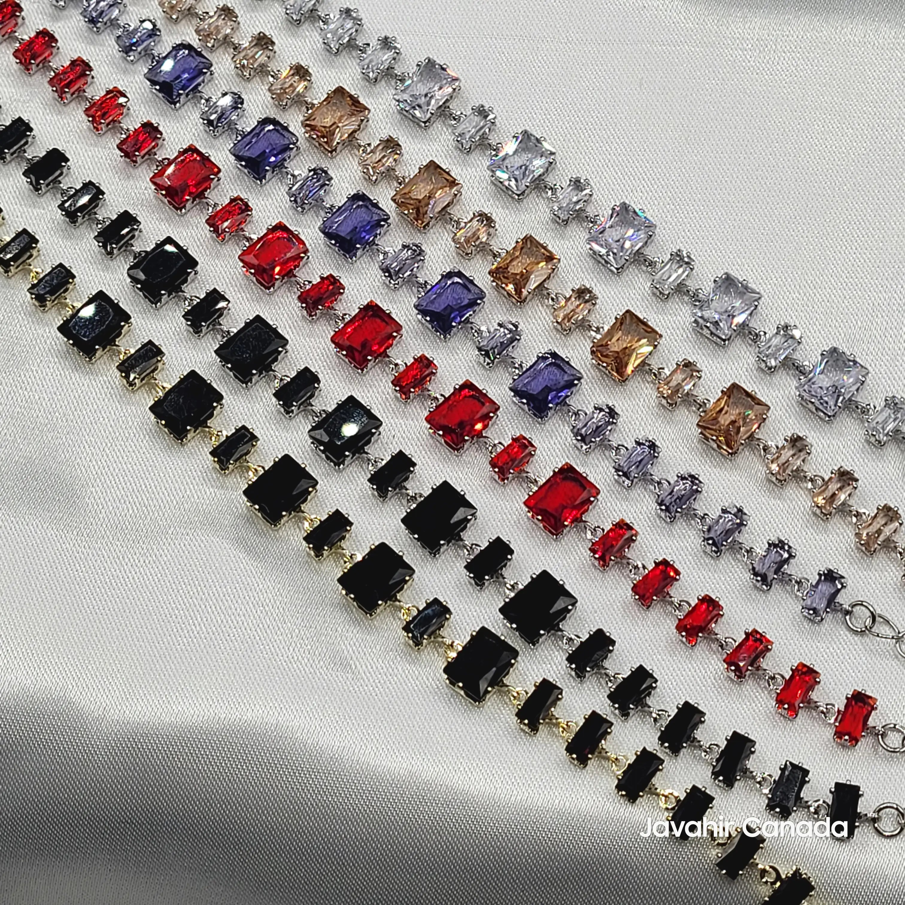 Close-up of JV4007 bracelet set showing color options in silver and gold finishes