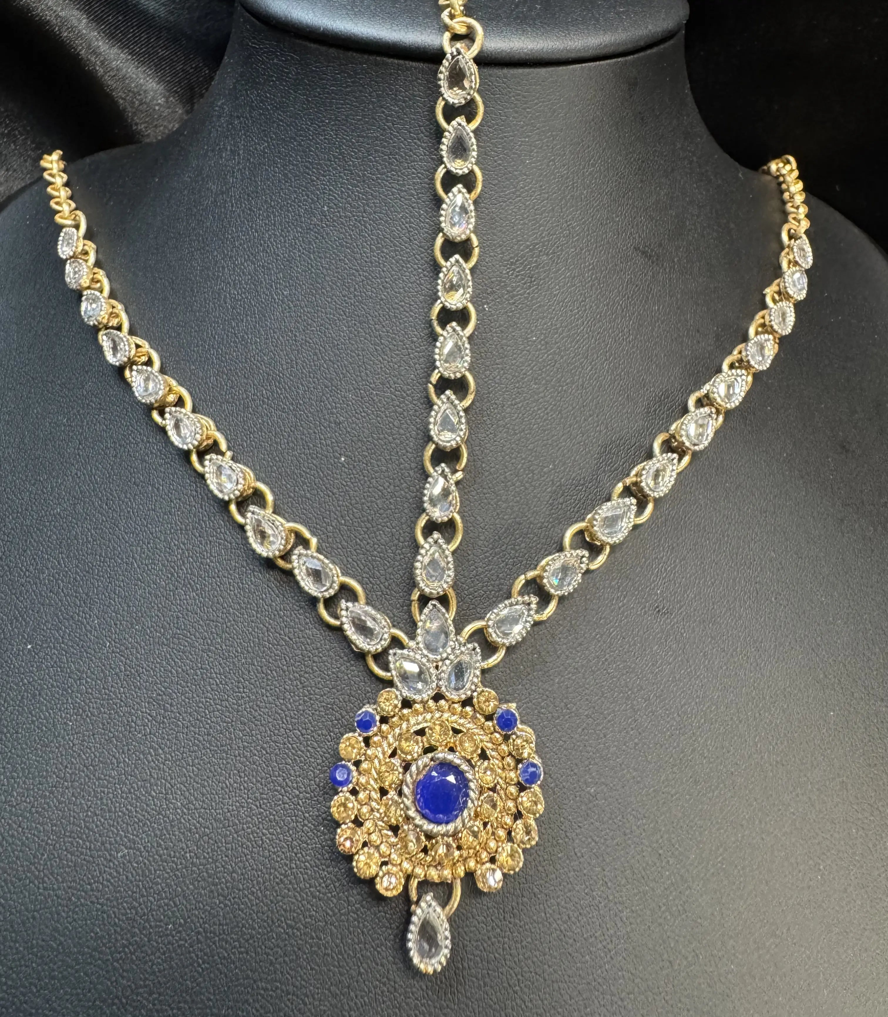 JV5109 Maatha Patti with Blue Center and Floral Pendant