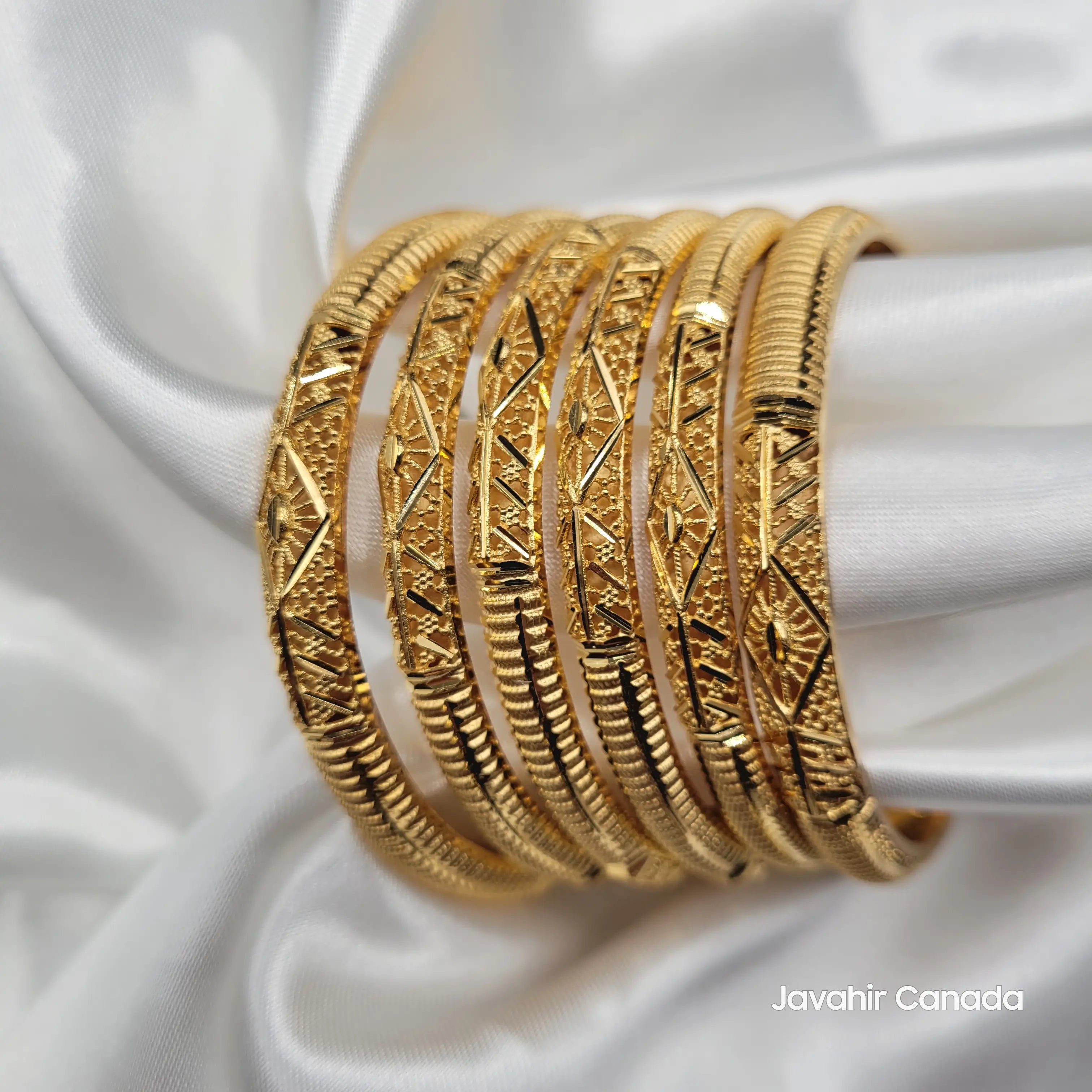 JV3036 gold bangles set of 6 featuring geometric diamond pattern
