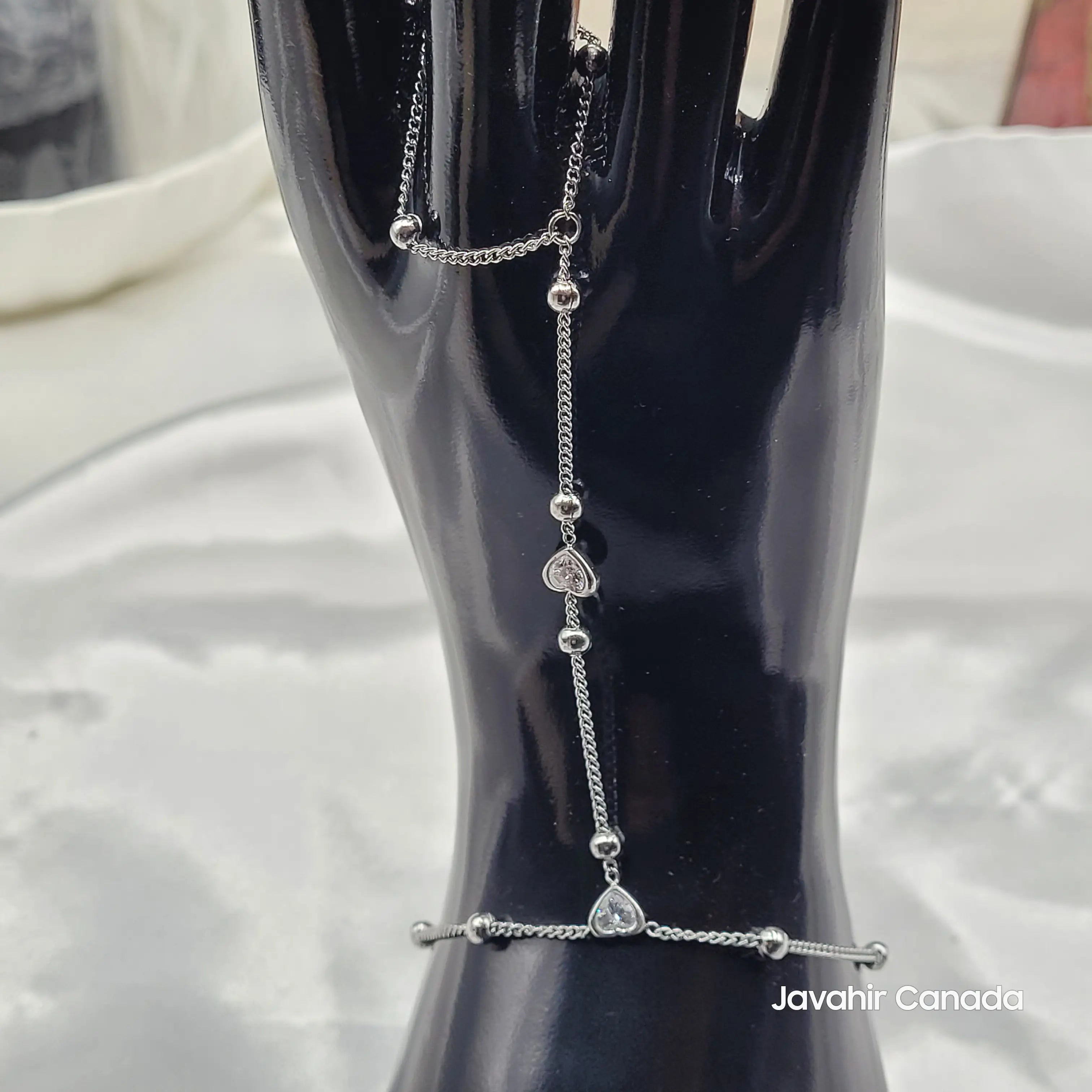 Front view of JV4022 hand harness bracelet with heart-shaped American diamonds