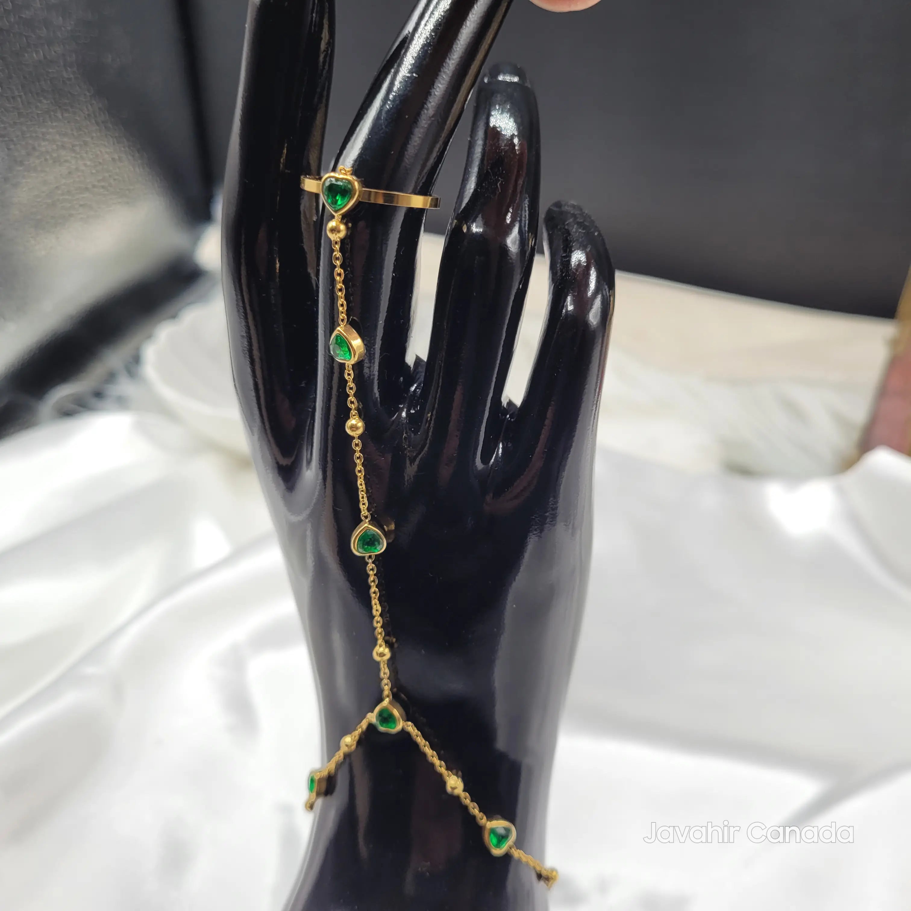 Side angle of JV4023 green heart haath phool with finger to wrist chain