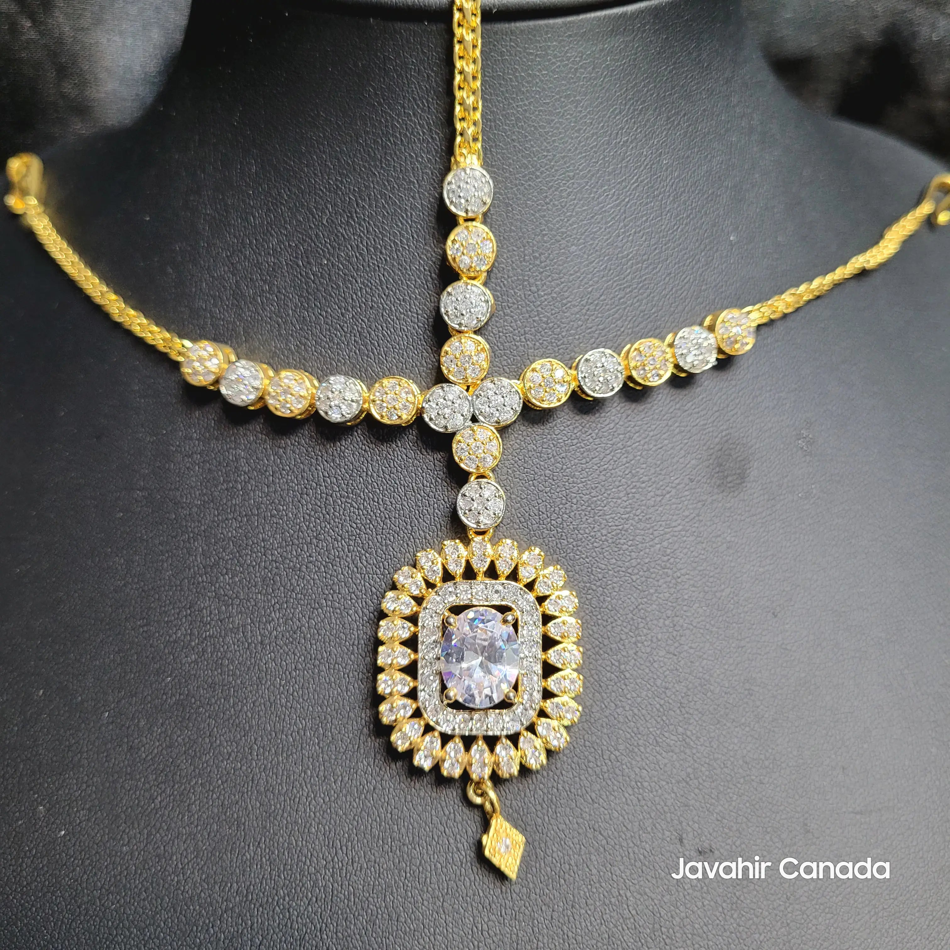 JV5121 gold plated maatha patti with cushion cut American diamond centerpiece – front view